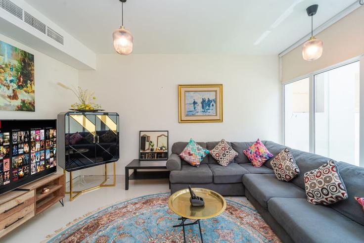 3 apartamento de un dormitorio amueblado en Tariaq Bedon Esm 1287000P , Madinat Hind 4, Dubai, foto 1