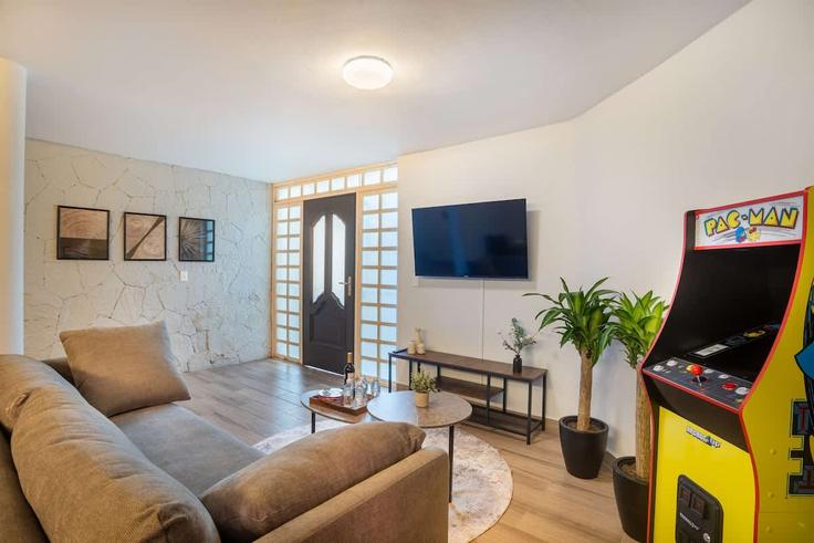 Elegantly designed living room with modern furnishings in an apartment at Building Presa Falcón - rsb-guesty - 1531247 in Mexico City, Mexico City