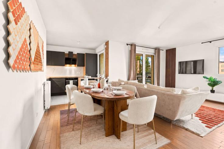Asnières-sur-Seine, Asnières-sur-Seine에 위치한 Building Rue Alexandra Kosteniouk - sakini-homes - 1624247 유닛의 세련된 인테리어가 돋보이는 거실