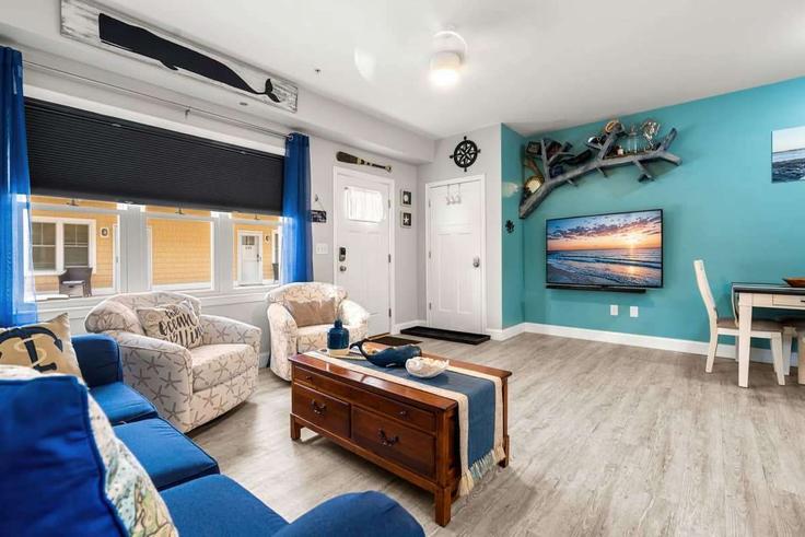 Hampton, Hampton에 위치한 Building Ashworth Avenue - seacoast-2-summit-vacation-rentals - 1333586 아파트의 세련된 인테리어가 돋보이는 거실