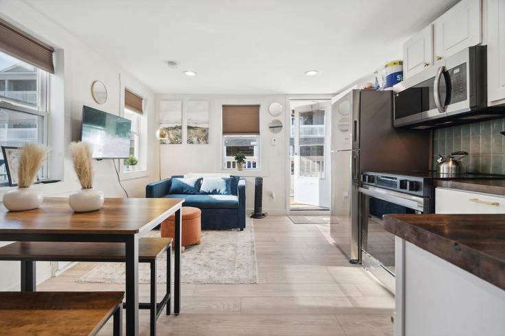 Hampton, Hampton에 위치한 Building Keefe Avenue - seacoast-2-summit-vacation-rentals - 1333571 아파트의 세련된 인테리어가 돋보이는 거실