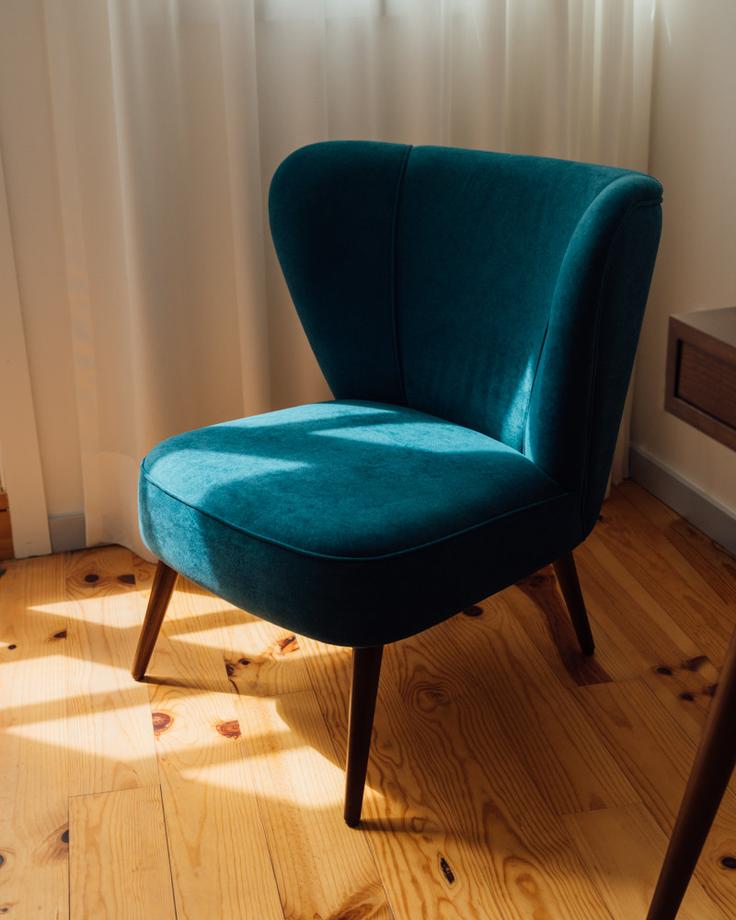 Salle de séjour élégante avec mobilier moderne dans un appartement à Building Largo do Paço - seapartamentos - 1343541 à Braga, Braga Salle de séjour élégante avec mobilier moderne dans un appartement à Building Largo do Paço - seapartamentos - 1343541 à Braga, Braga