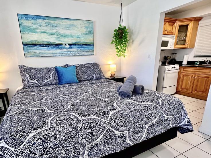 1 quarto mobiliado em apartamentos em Monroe Street 1034665P, Hollywood, Hollywood, foto 8