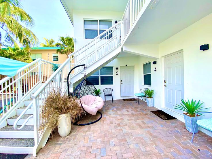 1 quarto mobiliado em apartamentos em Monroe Street 1034665P, Hollywood, Hollywood, foto 17