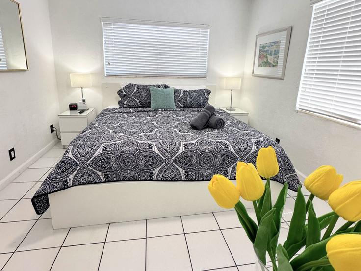 1 chambre appartement meublé à Monroe Street 1034668P , Hollywood, Hollywood, photo 1 1 chambre appartement meublé à Monroe Street 1034668P , Hollywood, Hollywood, photo 1