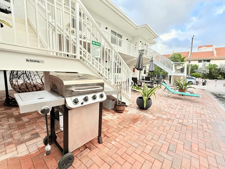 1 quarto mobiliado em apartamentos em Monroe Street 1034666P, Hollywood, Hollywood, foto 7
