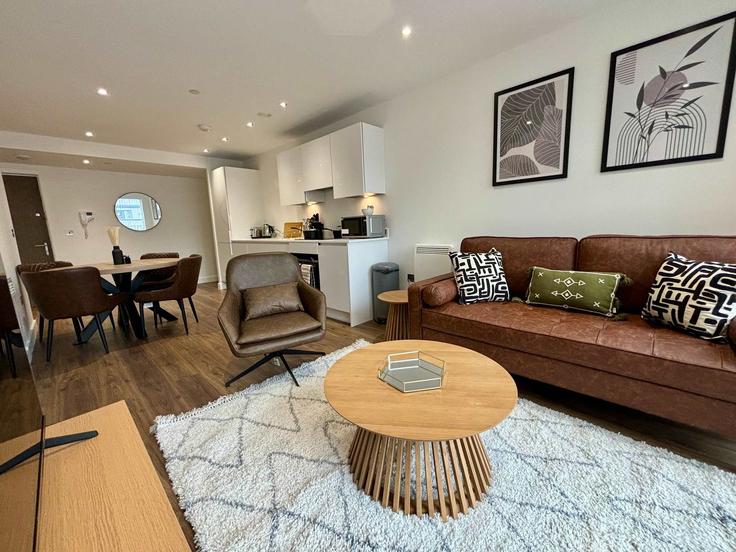 Bracknell Forest, Bracknell에 위치한 Building Market Street - sevenliving-guesty - 1325681 아파트의 세련된 인테리어가 돋보이는 거실