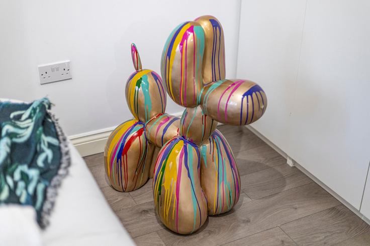 Elegante sala de estar con mobiliario moderno en un apartamento en Building Hamilton Road - short-hosts-ltd - 1369931 en London Borough of Barnet, London