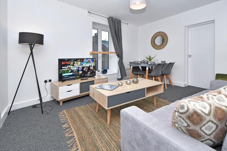 Crewe, Crewe에 위치한 Building Furnival Street - sigma-stays-ltd - 1637694 유닛의 세련된 인테리어가 돋보이는 거실