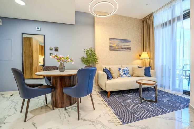 Elegant gestaltetes Wohnzimmer mit moderner Einrichtung in einer Wohnung im Building Hamouda Bin Ali Al Dhaheri Street - silkhaus - 1254574 - DXB in Al Maryah Island, Abu Dhabi Elegant gestaltetes Wohnzimmer mit moderner Einrichtung in einer Wohnung im Building Hamouda Bin Ali Al Dhaheri Street - silkhaus - 1254574 - DXB in Al Maryah Island, Abu Dhabi