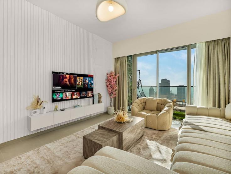 Dubai Downtown DubaiのBuilding Tariaq Bedon Esm - skylineserenity - 1297632 - DXBのアパートメントにある、モダンな家具を備えたエレガントなデザインのリビングルーム Dubai Downtown DubaiのBuilding Tariaq Bedon Esm - skylineserenity - 1297632 - DXBのアパートメントにある、モダンな家具を備えたエレガントなデザインのリビングルーム