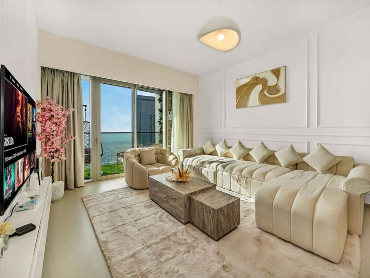 Elegante sala de estar con mobiliario moderno en un apartamento en Building Tariaq Bedon Esm - skylineserenity - 1297639 - DXB en Downtown Dubai, Dubai Elegante sala de estar con mobiliario moderno en un apartamento en Building Tariaq Bedon Esm - skylineserenity - 1297639 - DXB en Downtown Dubai, Dubai