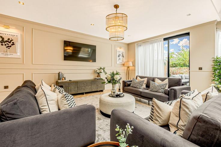 London Borough of Brent, London에 위치한 Building Harvist Road - smart-host-group-ted - 1529199 유닛의 세련된 인테리어가 돋보이는 거실