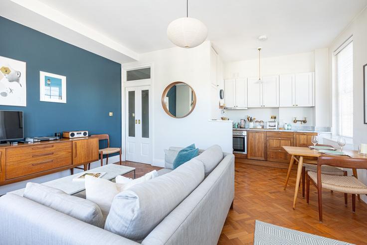 Salle de séjour élégante avec mobilier moderne dans un appartement à Building Queensway - smart-host-group-ted - 1513410 à City of Westminster, London