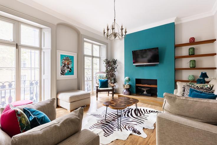Elegante sala de estar con mobiliario moderno en un apartamento en Building A3203 - smart-host-group-ted - 1513537 en London Borough of Lambeth, London