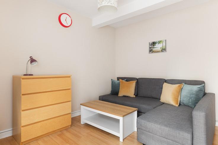 Salle de séjour élégante avec mobilier moderne dans un appartement à Building Coldstream Gardens - smart-host-group-ted - 1513605 à London Borough of Wandsworth, London Salle de séjour élégante avec mobilier moderne dans un appartement à Building Coldstream Gardens - smart-host-group-ted - 1513605 à London Borough of Wandsworth, London