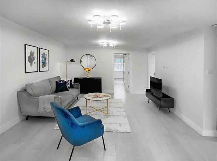 Building Harmans Water Road - smarter-rent-ltd-1 - 1637682 adresindeki bir dairede modern mobilyalarla zarif bir şekilde tasarlanmış oturma odası Bracknell, Bracknell Building Harmans Water Road - smarter-rent-ltd-1 - 1637682 adresindeki bir dairede modern mobilyalarla zarif bir şekilde tasarlanmış oturma odası Bracknell, Bracknell