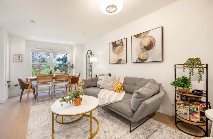 Seattle SeattleのBuilding 3rd Avenue North - snowballrentals - 1034974のアパートメントにある、モダンな家具を備えたエレガントなデザインのリビングルーム