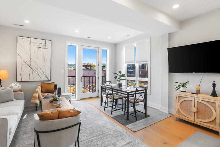 Washington, Washington에 위치한 Building Lanier Place Northwest - sojourn-guesty - 1321345 아파트의 세련된 인테리어가 돋보이는 거실