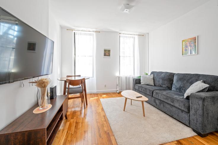 1 chambre appartement meublé à East 45th Street 1039015P , Manhattan, New York, photo 1 1 chambre appartement meublé à East 45th Street 1039015P , Manhattan, New York, photo 1