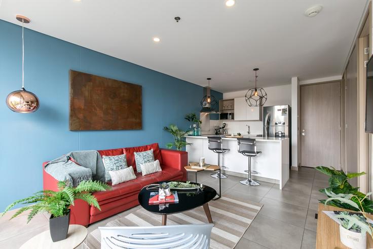 Salle de séjour élégante avec mobilier moderne dans un appartement à Building Carrera 35 - soul-management-sas - 1321254 à El Poblado, Medellín Salle de séjour élégante avec mobilier moderne dans un appartement à Building Carrera 35 - soul-management-sas - 1321254 à El Poblado, Medellín
