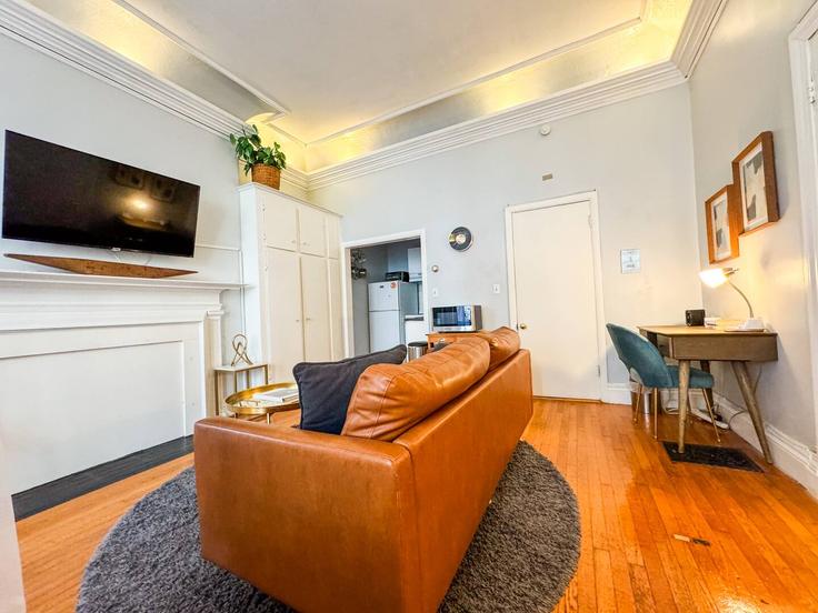 Beacon Streetにある1件の寝室・家具付きアパート(1238105P、Boston、Boston)写真 1枚 Beacon Streetにある1件の寝室・家具付きアパート(1238105P、Boston、Boston)写真 1枚