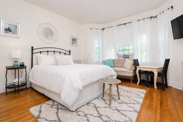 1 möblierte Einzimmerwohnung in Beacon Street 1237928P , Brookline, Brookline, Foto 1 1 möblierte Einzimmerwohnung in Beacon Street 1237928P , Brookline, Brookline, Foto 1
