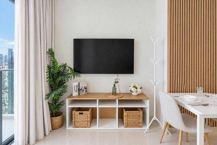 Building Habtoor Tower - stay-group-2 - 1644433 adresindeki bir dairede modern mobilyalarla zarif bir şekilde tasarlanmış oturma odası Business Bay, Dubai