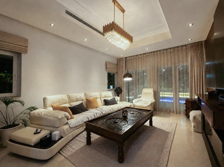 Dubai Jabal Ali FirstのBuilding Zone H - stay-group-2 - 1629355のアパートメントにある、モダンな家具を備えたエレガントなデザインのリビングルーム