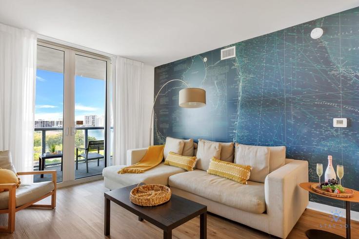 East Hallandale Beach Boulevardにある2件の寝室・家具付きアパート（1227540P、Hallandale Beach、Hallandale Beach）写真 1枚