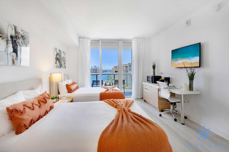 Hallandale Beach Hallandale Beach의 East Hallandale Beach Boulevard (1227436P)에 위치한 스튜디오 풀퍼니시드 아파트 – 사진 1장 Hallandale Beach Hallandale Beach의 East Hallandale Beach Boulevard (1227436P)에 위치한 스튜디오 풀퍼니시드 아파트 – 사진 1장