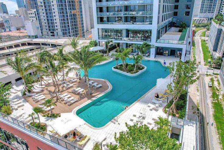 Dwyane Wade Boulevardにある3件の寝室・家具付きアパート（1227491P、Miami、Miami）写真 1枚