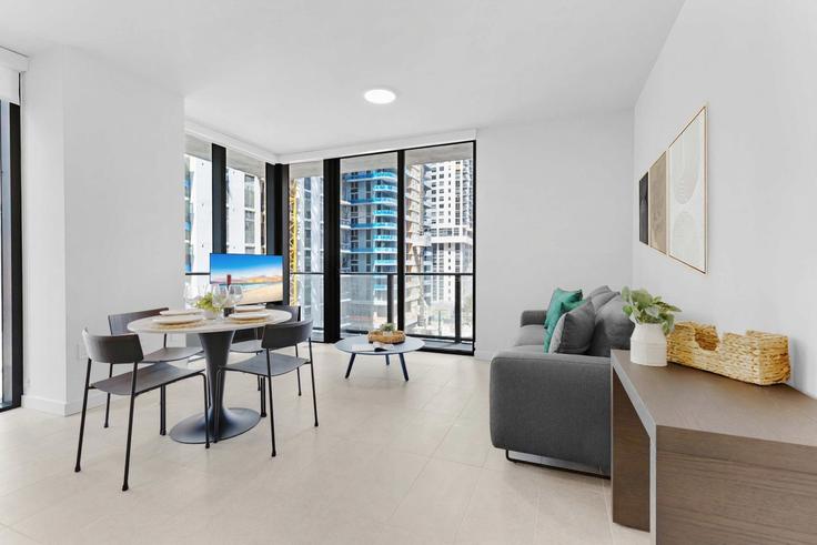 Building Northeast 1st Avenue - stay-sol - 1507225 adresindeki bir dairede modern mobilyalarla zarif bir şekilde tasarlanmış oturma odası Miami, Miami Building Northeast 1st Avenue - stay-sol - 1507225 adresindeki bir dairede modern mobilyalarla zarif bir şekilde tasarlanmış oturma odası Miami, Miami