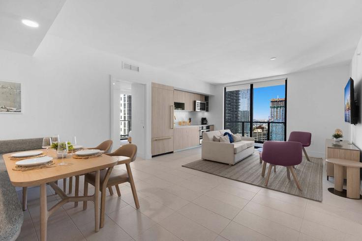 Salle de séjour élégante avec mobilier moderne dans un appartement à Building Dwyane Wade Boulevard - stay-sol - 1227547 - MIA à Miami, Miami Salle de séjour élégante avec mobilier moderne dans un appartement à Building Dwyane Wade Boulevard - stay-sol - 1227547 - MIA à Miami, Miami