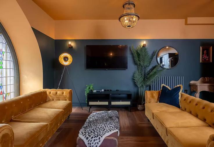 Elegant gestaltetes Wohnzimmer mit moderner Einrichtung in einer Wohnung im Building Hall Street - stay-with-us-mpb-ltd - 1588797 in Barnard Castle, Barnard Castle Elegant gestaltetes Wohnzimmer mit moderner Einrichtung in einer Wohnung im Building Hall Street - stay-with-us-mpb-ltd - 1588797 in Barnard Castle, Barnard Castle