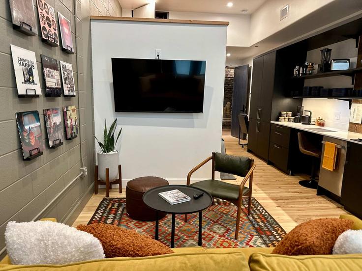 Birmingham, Birmingham에 위치한 Building 3rd Avenue North - staybham - 1352419 아파트의 세련된 인테리어가 돋보이는 거실