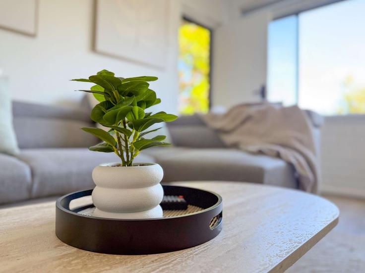 Elegante sala de estar con mobiliario moderno en un apartamento en Building Glyde Street - staycay-pty-ltd - 1603847 en Mosman Park, Perth Elegante sala de estar con mobiliario moderno en un apartamento en Building Glyde Street - staycay-pty-ltd - 1603847 en Mosman Park, Perth