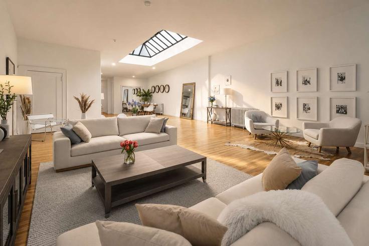Building Broadway - stayhausguesty - 1035013 - NYC adresindeki bir dairede modern mobilyalarla zarif bir şekilde tasarlanmış oturma odası Manhattan, New York Building Broadway - stayhausguesty - 1035013 - NYC adresindeki bir dairede modern mobilyalarla zarif bir şekilde tasarlanmış oturma odası Manhattan, New York