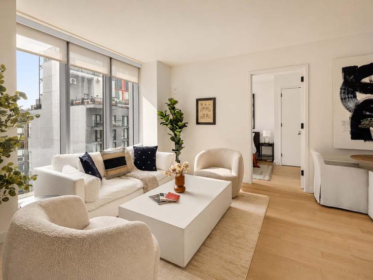 Brooklyn, New York에 위치한 Building Fulton Street - stayhausguesty - 1570457 유닛의 세련된 인테리어가 돋보이는 거실