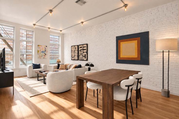 Building Leonard Street - stayhausguesty - 1255361 - NYC adresindeki bir dairede modern mobilyalarla zarif bir şekilde tasarlanmış oturma odası Manhattan, New York
