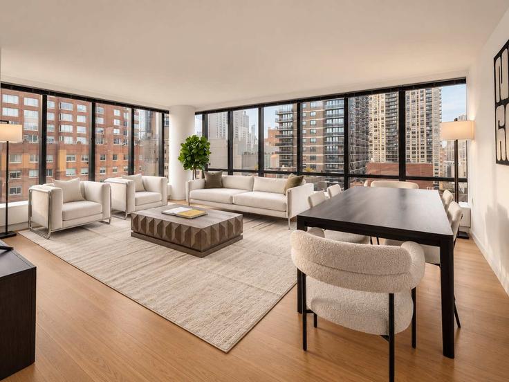New York ManhattanのBuilding East 72nd Street - stayhausguesty - 1330814のアパートメントにある、モダンな家具を備えたエレガントなデザインのリビングルーム New York ManhattanのBuilding East 72nd Street - stayhausguesty - 1330814のアパートメントにある、モダンな家具を備えたエレガントなデザインのリビングルーム