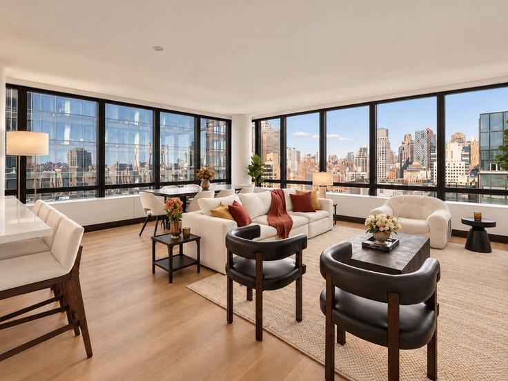 Building York Avenue - stayhausguesty - 1321814 adresindeki bir dairede modern mobilyalarla zarif bir şekilde tasarlanmış oturma odası Manhattan, New York Building York Avenue - stayhausguesty - 1321814 adresindeki bir dairede modern mobilyalarla zarif bir şekilde tasarlanmış oturma odası Manhattan, New York