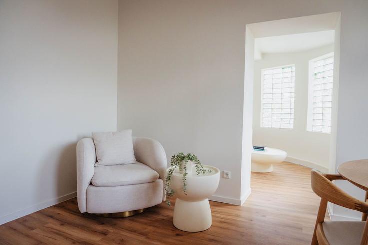 Celle, Celle에 위치한 Building Hostmannstraße - staylight - 1404546 유닛의 세련된 인테리어가 돋보이는 거실