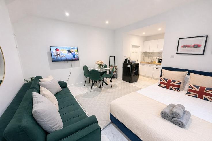 London Borough of Camden, London에 위치한 Building Leigh Street - staylio-london - 1523664 유닛의 세련된 인테리어가 돋보이는 거실