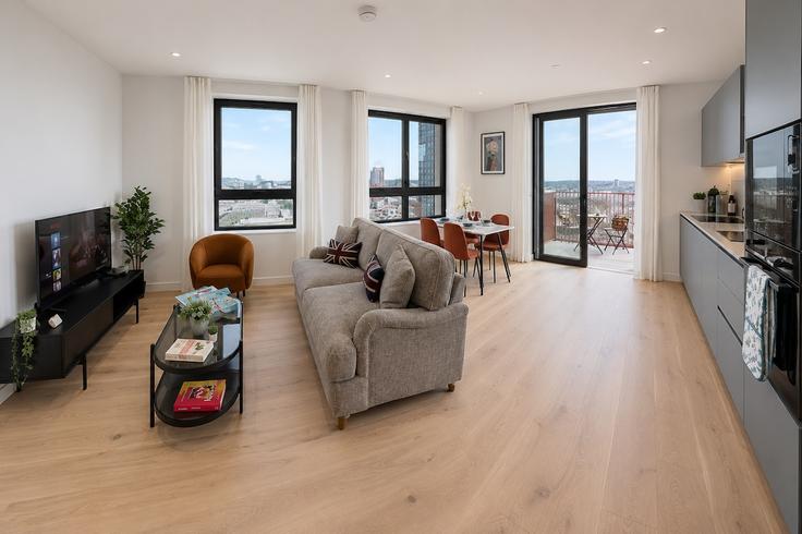 Salle de séjour élégante avec mobilier moderne dans un appartement à Building Pilot Walk - staylio - 1575347 à Royal Borough of Greenwich, London