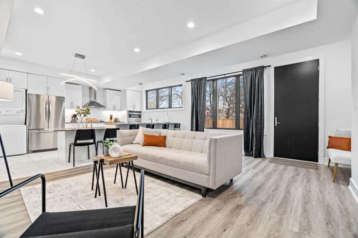 London, London에 위치한 Building Queens Avenue - stayrentx - 1388888 유닛의 세련된 인테리어가 돋보이는 거실