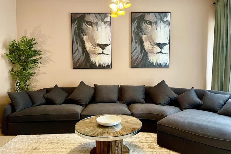 Dubai Marina, Dubai에 위치한 Building Breih Street - stonetree-vacation-homes - 1317320 - DXB 아파트의 세련된 인테리어가 돋보이는 거실