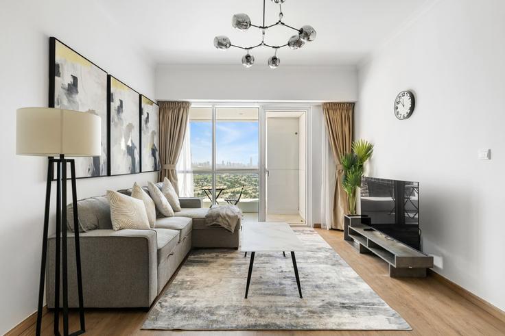 Salle de séjour élégante avec mobilier moderne dans un appartement à Building Tariaq Bedon Esm - stonetree-vacation-homes - 1373018 à Al Thanyah Fifth, Dubai Salle de séjour élégante avec mobilier moderne dans un appartement à Building Tariaq Bedon Esm - stonetree-vacation-homes - 1373018 à Al Thanyah Fifth, Dubai