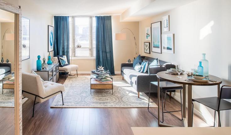 Arlington ArlingtonのBuilding 12th Road South - suiteamerica - 1280712 - WDCのアパートメントにある、モダンな家具を備えたエレガントなデザインのリビングルーム