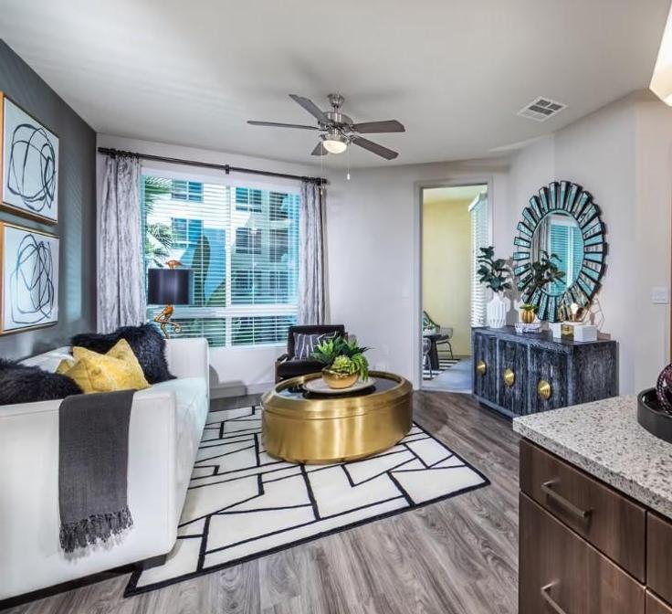 Building Von Karman Avenue - suiteamerica - 1280576 - LAX adresindeki bir dairede modern mobilyalarla zarif bir şekilde tasarlanmış oturma odası Irvine, Irvine Building Von Karman Avenue - suiteamerica - 1280576 - LAX adresindeki bir dairede modern mobilyalarla zarif bir şekilde tasarlanmış oturma odası Irvine, Irvine